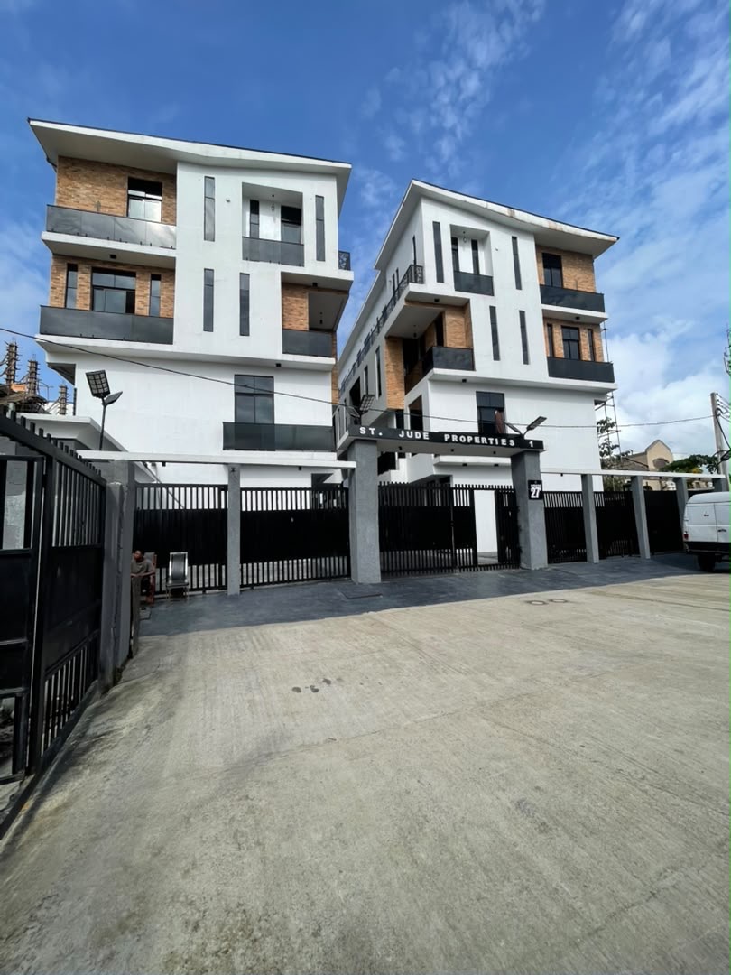 2 bedroom penthouse  apartment for sale at Chevron